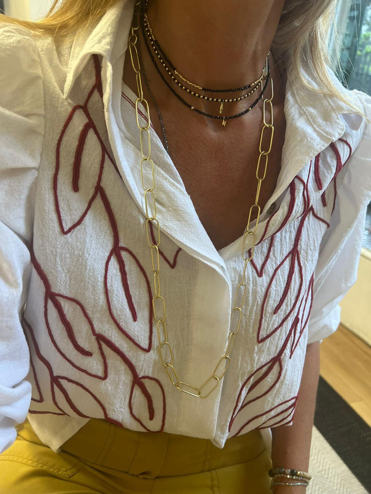PRE VENTA -
CAMISA ALFO BORDADO ROJO